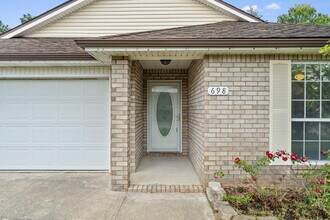 698 Randall Roberts Rd in Fort Walton Beach, FL - Building Photo - Building Photo