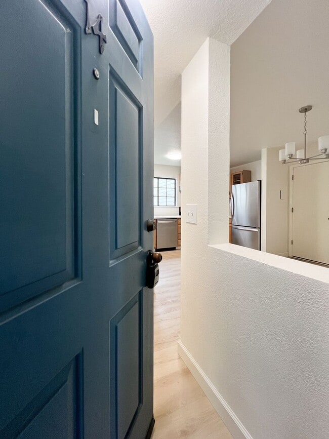 14 Golden Gate Cir in Napa, CA - Building Photo - Building Photo