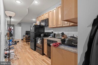 1848 N 17th St in Philadelphia, PA - Building Photo - Building Photo
