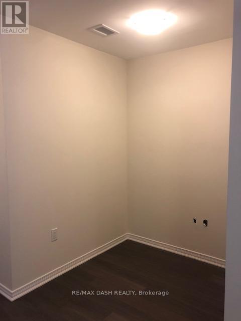 1130-1130 Briar Hill Ave in Toronto, ON - Building Photo - Building Photo