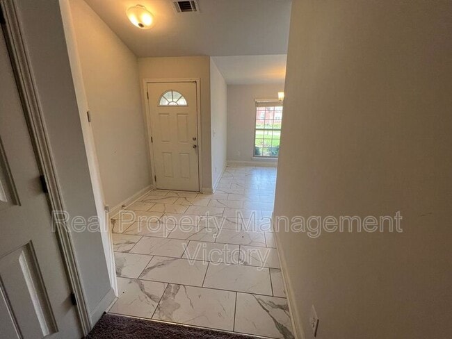 1010 Brookhaven Dr in Odenville, AL - Building Photo - Building Photo