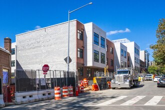 Ontario Place in Washington, DC - Foto de edificio - Building Photo