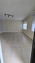 10320 NW 70th Terrace in Doral, FL - Building Photo - Building Photo