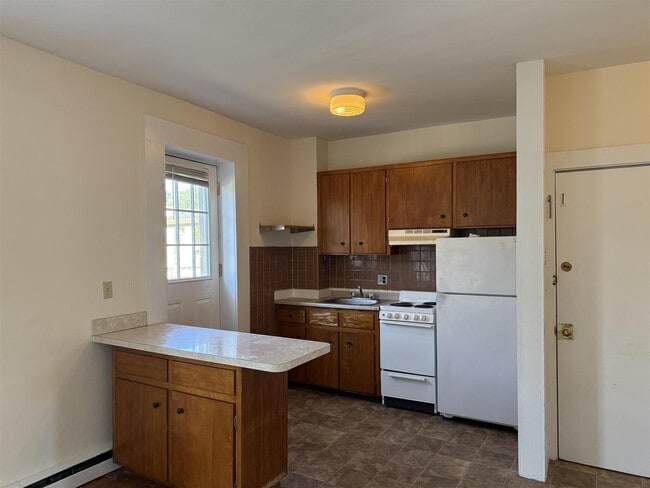 43 Bow St, Unit #3
