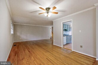 2012 Friendship Ln in Falls Church, VA - Building Photo - Building Photo