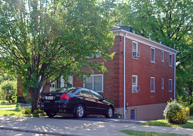 4 Oak St in Fort Mitchell, KY - Building Photo - Building Photo