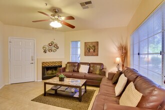 9450 E Becker Ln, Unit ID1385869P in Scottsdale, AZ - Building Photo - Building Photo