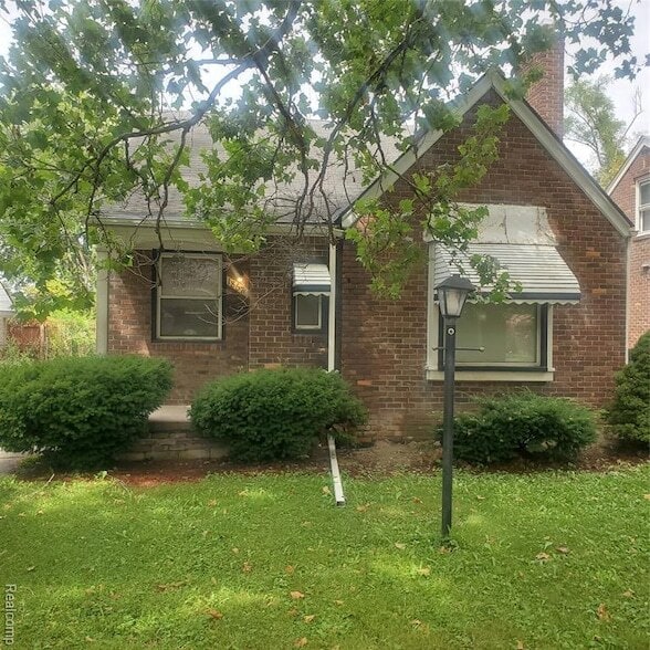 property at 18671 Blackmoor St