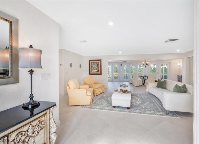 property at 735 Parkview Ln