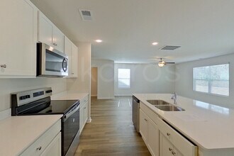 120 Overstreet Way in Springfield, GA - Building Photo - Building Photo