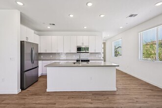 2115 Jennifer Lynn Way in Phoenix, AZ - Building Photo - Building Photo