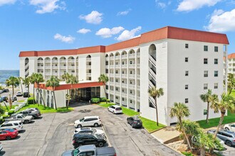 909 Santa Rosa Blvd in Fort Walton Beach, FL - Building Photo - Building Photo