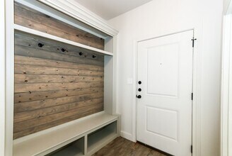 2513 111th St-Unit -B in Lubbock, TX - Building Photo - Building Photo