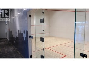 258 Nelson's Ct in New Westminster, BC - Building Photo - Building Photo