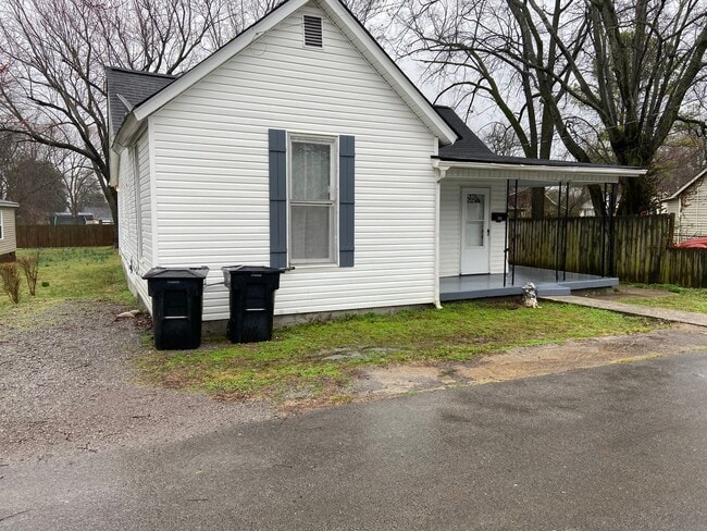 810 Lee St in Murfreesboro, TN - Building Photo - Building Photo