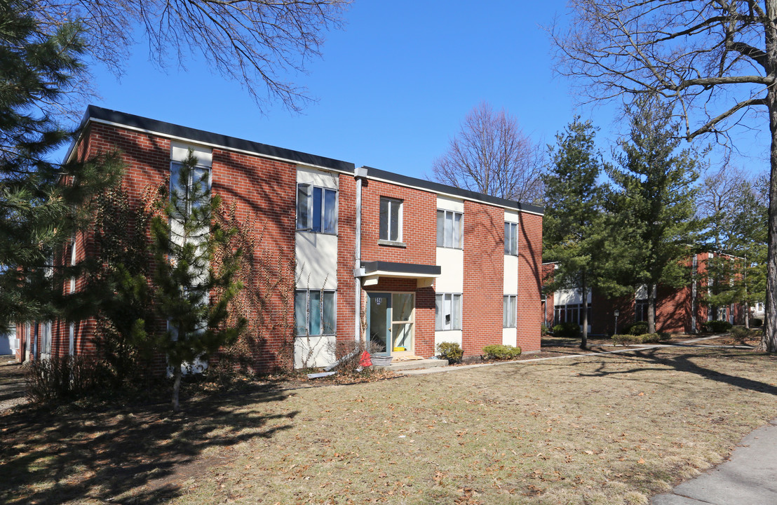 314 Oak Ave in Aurora, IL - Foto de edificio