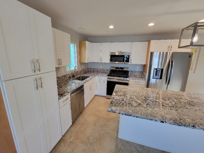 74-5166-5166 Puuhalo St in Kailua Kona, HI - Building Photo - Building Photo