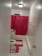 5323 N Rockwell St, Unit Room 1 in Chicago, IL - Building Photo - Building Photo