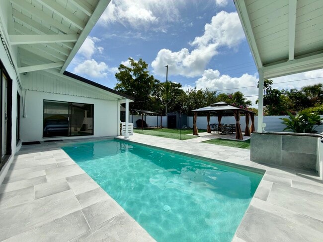 210 Ocean Pky in Boynton Beach, FL - Building Photo - Building Photo