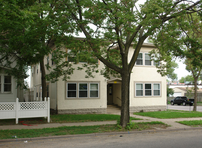 3500 1st Ave S in Minneapolis, MN - Foto de edificio - Building Photo