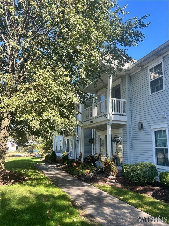 2755 N Forest Rd in Getzville, NY - Building Photo - Building Photo