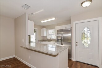 5799 Fran Ct in North Port, FL - Building Photo - Building Photo