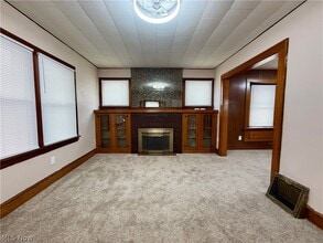 835 Inman St in Akron, OH - Building Photo - Building Photo