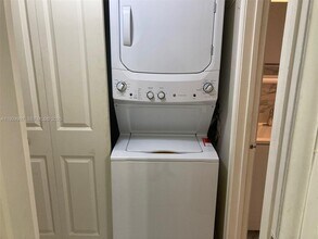 6283 W 24th Ave in Hialeah, FL - Building Photo - Building Photo