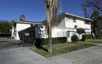 Jardin De Mariposa Apartments