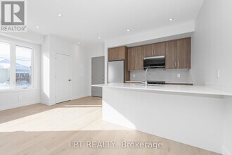 319 Shakespeare St in Ottawa, ON - Building Photo - Building Photo