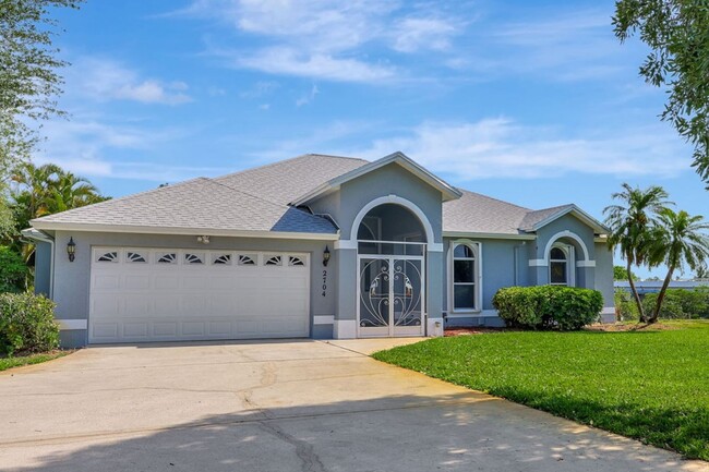 2704 SE Eagle Dr in Port St. Lucie, FL - Building Photo - Building Photo