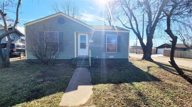 property at 300 E Kittyhawk Dr
