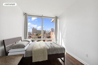 340 E 23rd St in New York, NY - Building Photo - Building Photo