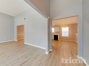 1100 Village Oaks in Jonesboro, GA - Foto de edificio - Building Photo