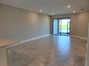 14558 Mossy Pine Ct in Nokomis, FL - Building Photo - Building Photo