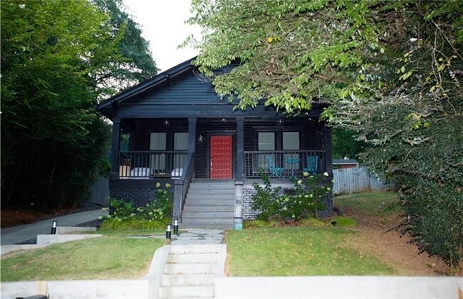 property at 938 Ormewood Ave SE