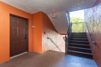 4149 N Haverhill Rd in West Palm Beach, FL - Building Photo - Building Photo