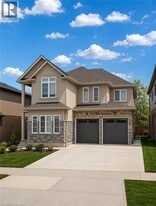 513 Blair Creek Dr in Kitchener, ON - Building Photo