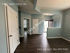 9815 Sweet Basil Dr in Wake Forest, NC - Building Photo - Building Photo