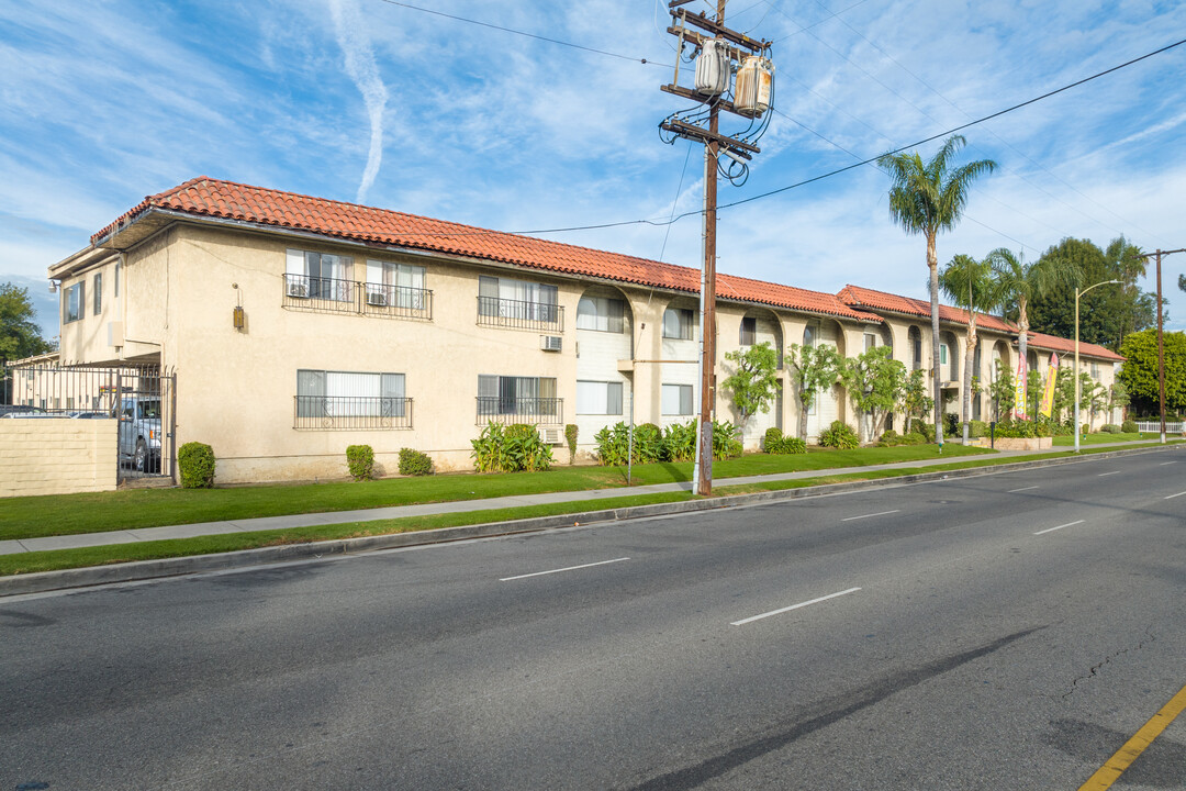 Balboa Ranch Apartments in Northridge, CA - Building Photo