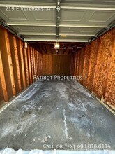 219 E Veterans St-Unit -B in Tomah, WI - Building Photo - Building Photo