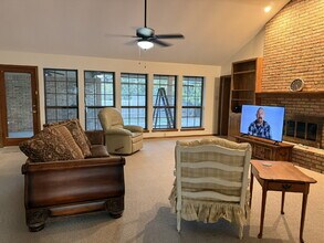 507 Crestview Dr in Grapevine, TX - Building Photo - Building Photo