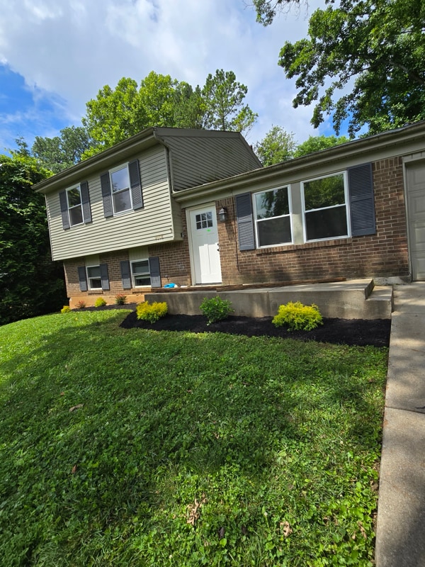 9008 John Paul Ct in Louisville, KY - Building Photo - Building Photo