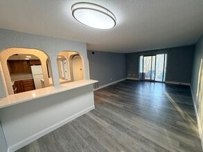 18 Shadowbrook Ln in Milford, MA - Building Photo - Building Photo