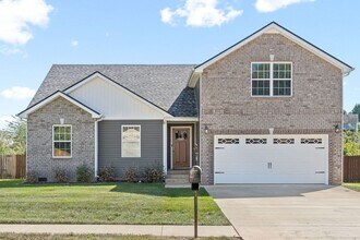 2357 Colston Dr in Clarksville, TN - Building Photo - Building Photo
