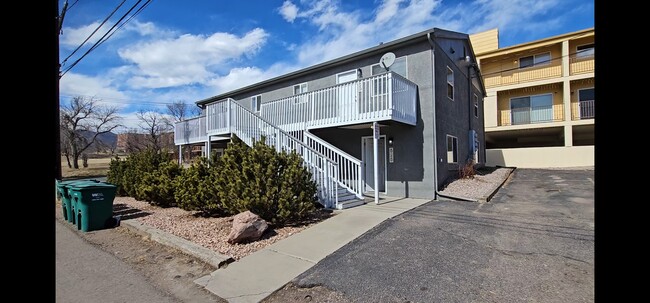 519 N 20th St, Unit 519 in Colorado Springs, CO - Foto de edificio - Building Photo