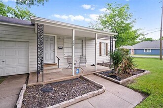 920 N Virginia St in Terrell, TX - Building Photo - Building Photo