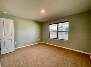 910 Merganser Way in Crestview, FL - Building Photo - Building Photo