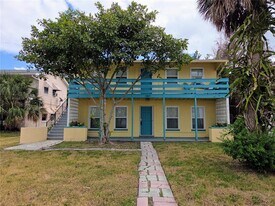 350 80th Ave in St Pete Beach, FL - Building Photo