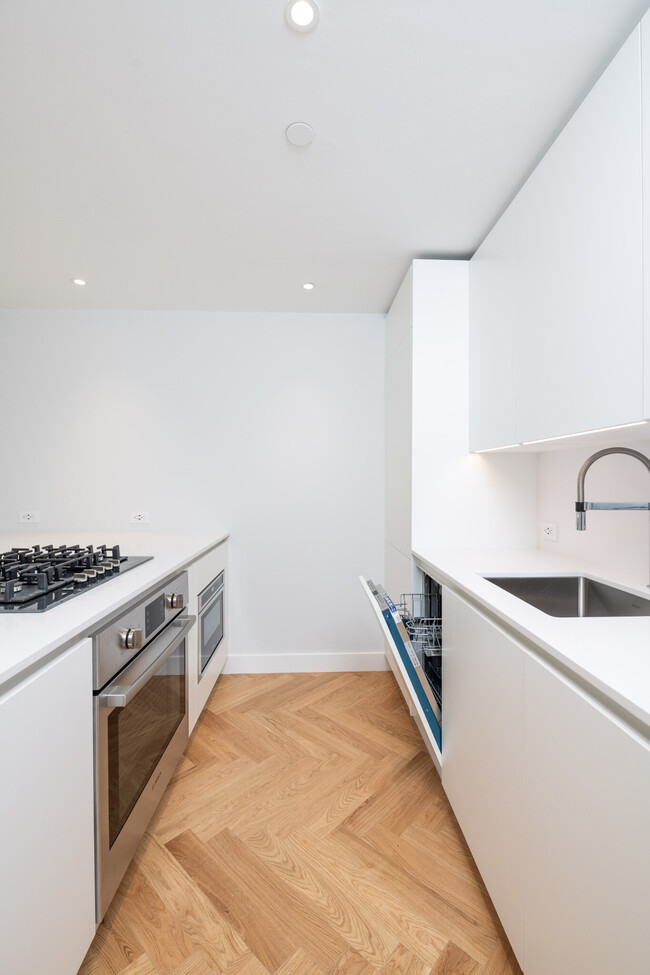 15 Commonwealth Ave, Unit #505 in Boston, MA - Building Photo - Building Photo